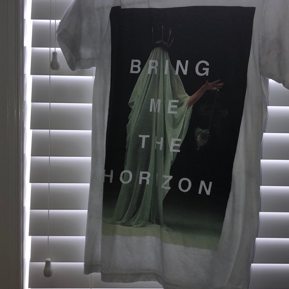 Hot topic shirt